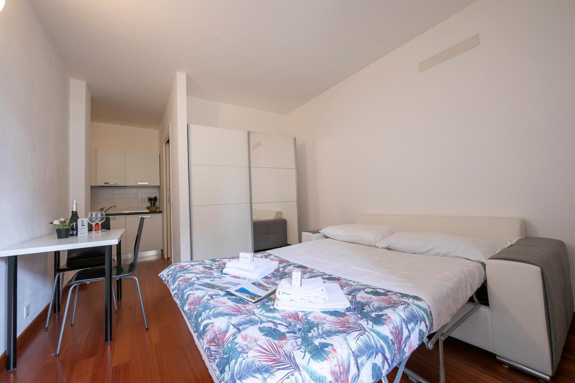 Moonlight - 150M From The Lake - Happy Rentals Lugano Exteriör bild