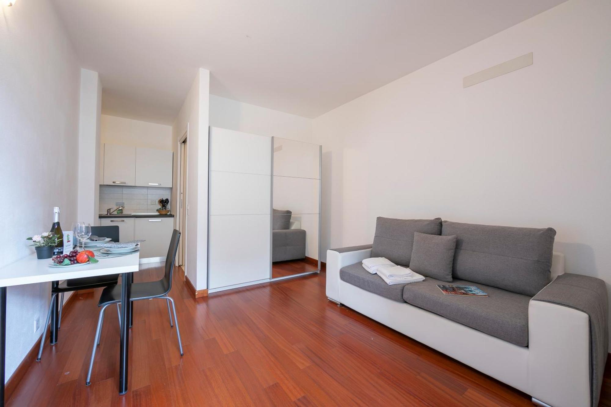 Moonlight - 150M From The Lake - Happy Rentals Lugano Exteriör bild